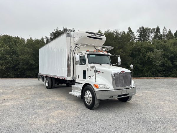 2020 Peterbilt 337 2 Axle Reefer Truck front side