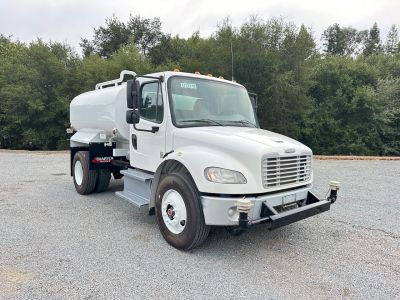 2015 Freightliner M2106 2 Axle Water Truck front view