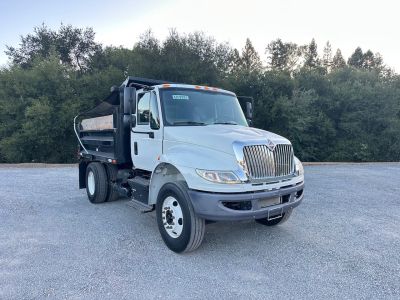 2019 International 4300 2 Axle Dump Truck front view